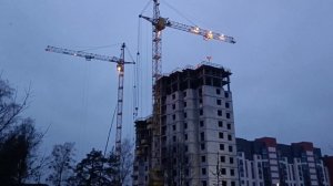 Гродно, застройка микрорайона Фолюш. Башенный кран КБ
