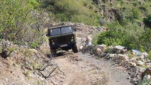 Газ 66-Вездеход на крутой подъёме _ GAZ 66-All-terrain vehicle on a steep