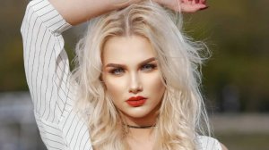 Музыка Песни Клипы слушать бесплатно лучшая подборка горячих хитов года 2025 Яндекс MUSIC