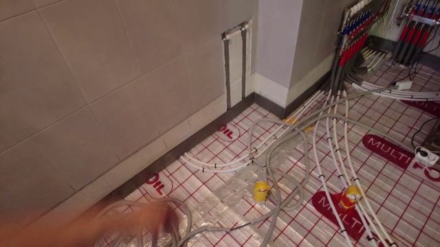 Сдали заказчику отопление, водоснабжение. Простое решение с теплым полом. смотреть онлайн