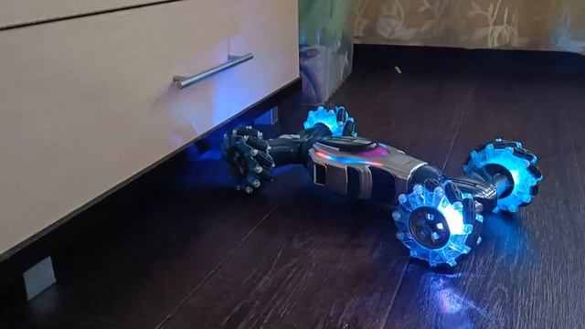 Игрушка машина Hiper РУ 1:12 Tornado 4х4 Внедорожник для дрифта