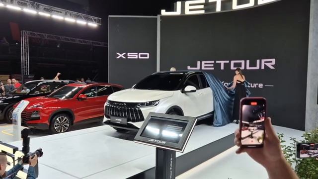 Кроссовер Jetour X50 представили в Москве на выставке кита
