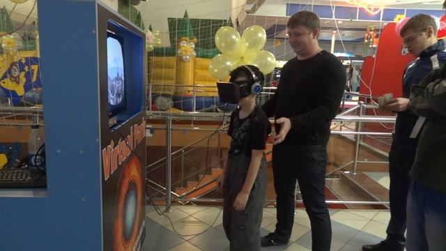 Аттракцион Virtual Park (c oculus rift) смотреть онлайн