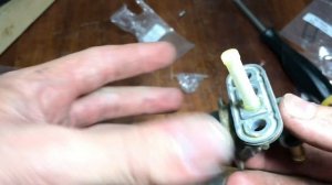 Ремонт топливного краника. Быстро и изящно