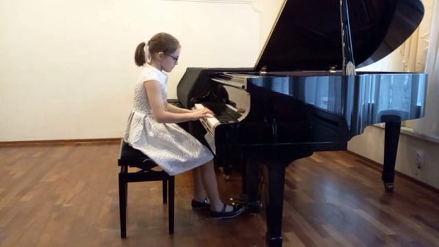 1351. Митькина Ангелина, г. Нижний Новгород. Лесная фиалка 2. Игорь Алексеевич Парфенов