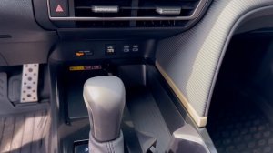 Toyota Camry 80 Hybrid AWD: Вот почему это больше, чем просто обнов