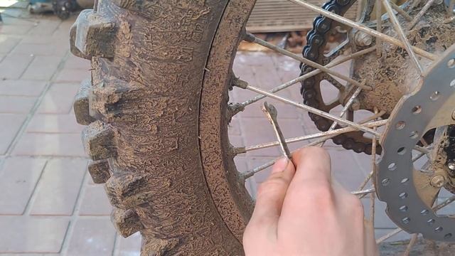 протяжка спиц на мотоцикле(колеса 36спиц)