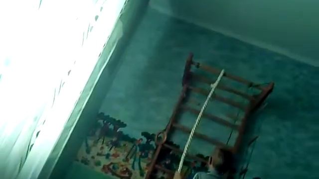 Показую свою шведскую стенку