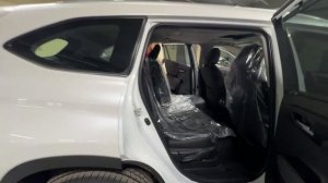 Toyota Highlander Hybrid 2023 г. Лиса рулит