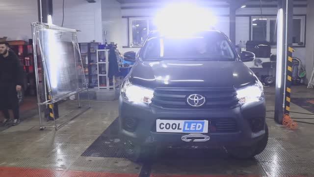 Установка LED балки 300W | Toyota Hilux смотреть онлайн