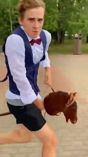 (Мой тг в комментах)🐎ХОББИХОРСЕР НАКАЗАЛ ВОРА🥶😂 #shorts #humor #funny #memesd