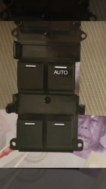 Работа подсветки модернизированного ( ©от Ky6AHb ) блока управления стеклоподъёмниками Honda Fit 3G смотреть онлайн