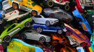 Машинки летают и прыгают! Развивающие мультики Машины помощники. Мультфильмы про машинки