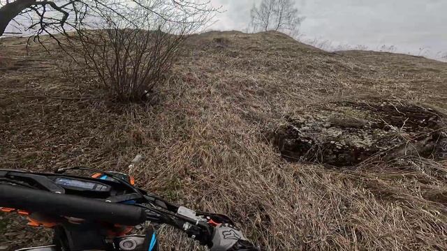 Весенняя тренировка на эндуро стадионе 🏞️, вспомина?