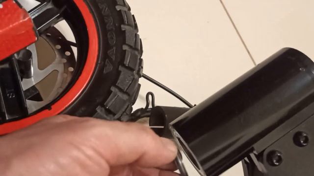 Люфт рулевой на Kugoo Kirin M4 Pro 2024г.