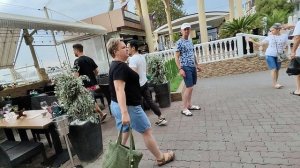 Набережная Сочи Лазаревское, цены в кафе