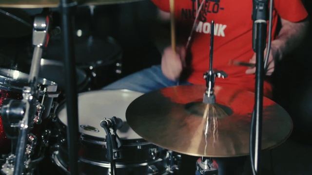 Кастом Hi-Hat 14', перекован в Nugis Cymbals. смотреть онлайн