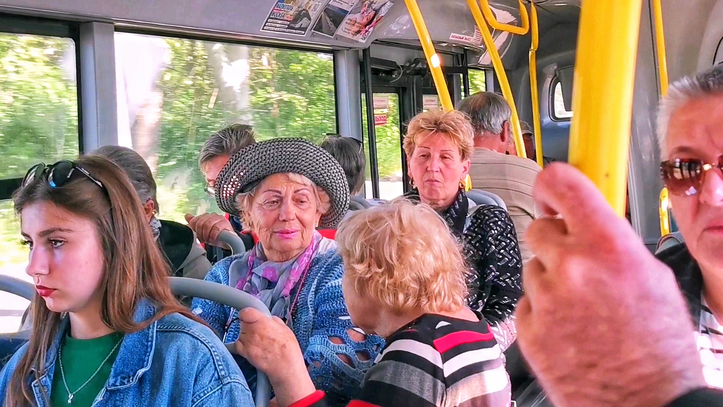 МАРИУПОЛЬ Очереди жителей с утра Морской Порт👍 Восстановление и Жизнь Сегодня смотреть онлайн