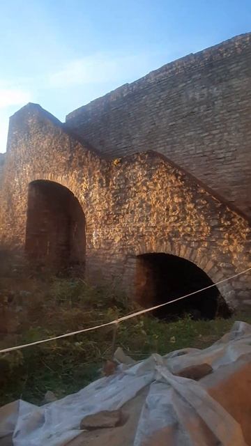 Лестница на оборонительную стену крепости Ивангород X смотреть онлайн