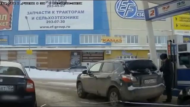 ★ # 8 Women and gas station. Приколы Бабы на заправках. Frauen und Tankstelle ★ смотреть онлайн