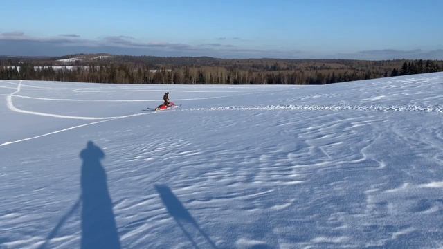 Мотобуксировщик с лыжным модулем. Красивые виды зимни