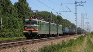 Поезда на Курском направлении Московской железной дороги. Участок Чехов - Серпухов. Июнь 2022 года