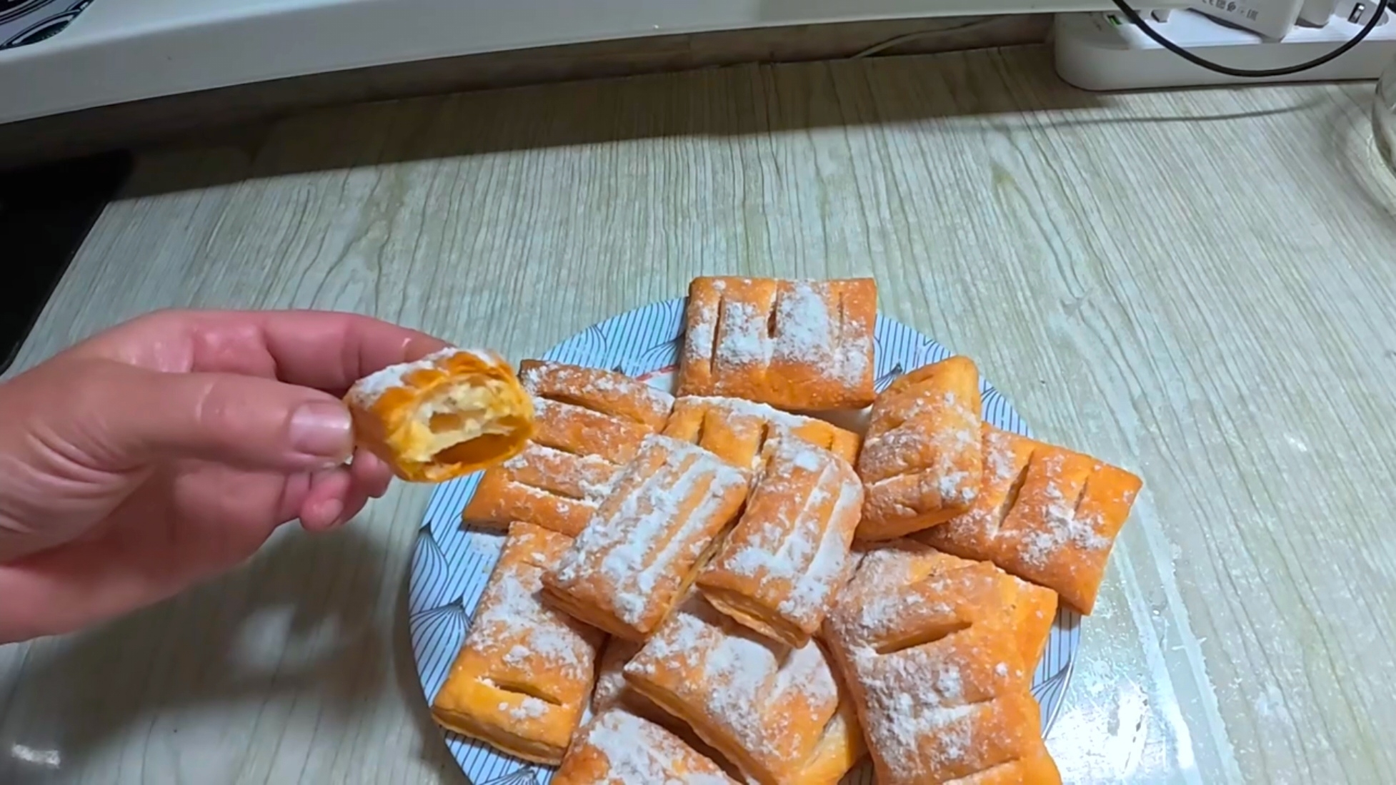 Все проще простого и думать не надо. ЖИЗНЬ простых людей в СЕЛЕ смотреть онлайн