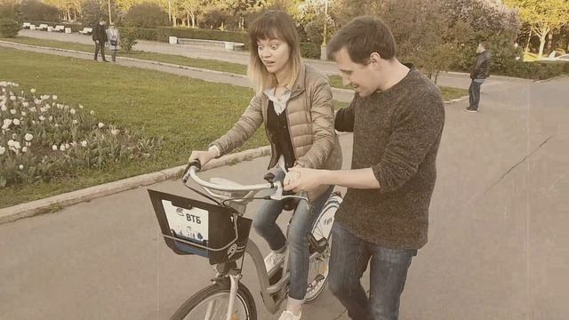 Наташа и ее недоклип (велосипед челлендж)