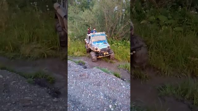 Вездеход из ЛУАЗА на ободрышах смотреть онлайн