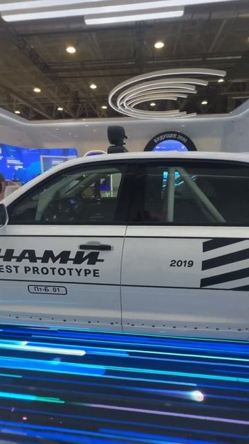 Четырехцветный AURUS. Кому такой понравиться? смотреть онлайн