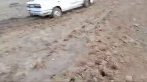 Тойота Королла первая грязь, проверяем проходимость н