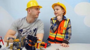 ЛЕГО ШАХТЁРЫ и рабочие машины для детей - Даник и папа ?