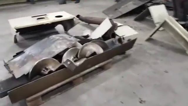 Ремонт асфальтоукладчика Volvo 5820 Titan 7820 катка Hamm