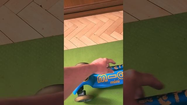 Самокат Mini Micro. Видео для авито.