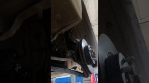 Замена стоек и сайлентблок Mazda axela в прямом эфире!