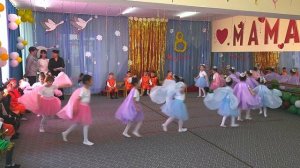 танец Бабочек в детском саду