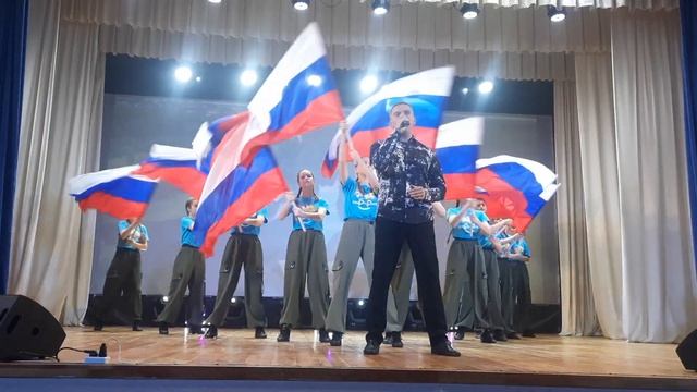 Родная Земля Илья Петровский