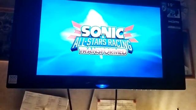 так стоп. мне кажется или мой диск Sonic Transformed'а что-то не то сделал... Версия Wii U, на диск смотреть онлайн