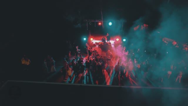 Танцы у Бассейна 4к | Вечеринка RedCup | Openair Dance Pool Party 4k #танцы #dance #вечеринка смотреть онлайн