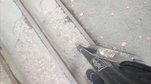 как научиться скользить на самокате