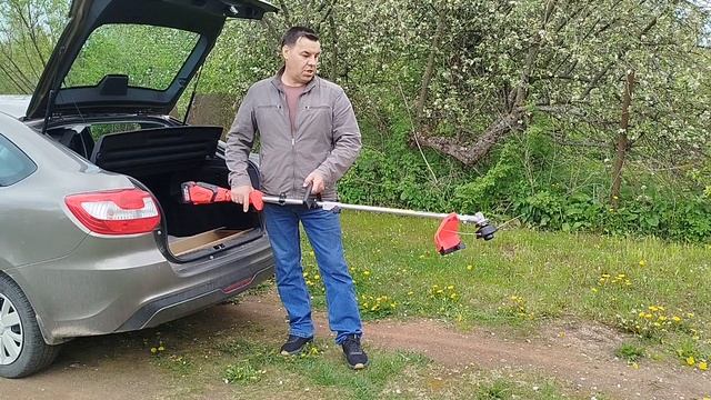 Краткий обзор аккумуляторного триммера.