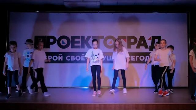 ЛЕТО, 2022 :: ВТОРАЯ СМЕНА / Танцевальная программа - Район №5 «Космический»