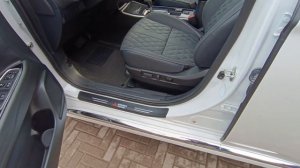 MITSUBISHI OUTLANDER 3 в комплектации Enjoy 2022 г из ОАЭ в продаже