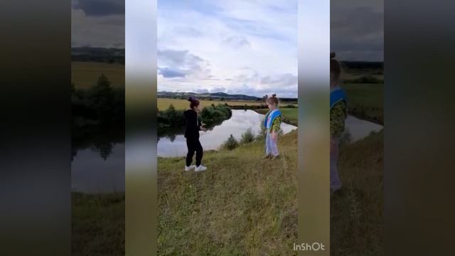 Приколы на граблях: Чем отличаются коровы?