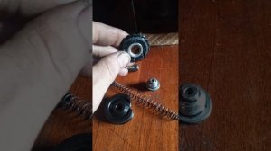 Мопед альфа 2012 г выпуска , причина шума цепи ГРМ на моп?