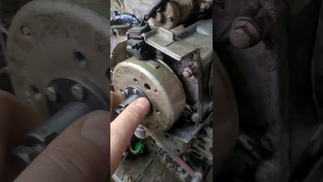 Снятие магнита зажигания на китайском скутере. смотреть онлайн
