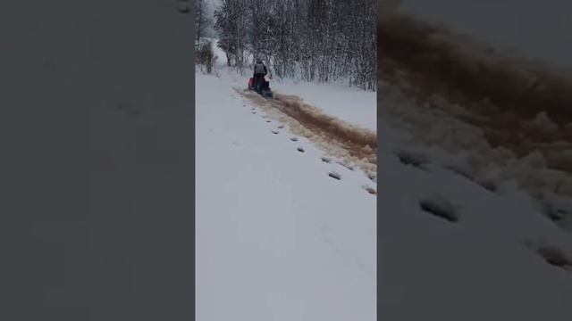 Покатушки на буране #зима #север #буран смотреть онлайн