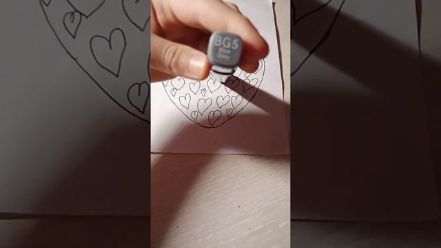 Рисуем сердце для мамы(Немного всё пошло не так) 😗 смотреть онлайн