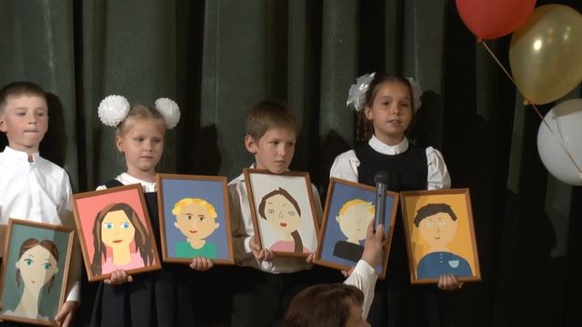 Последний звонок 2019. Поздравление 1 класса смотреть онлайн