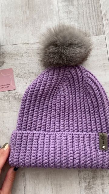 Вязаная шапка крючком / crochet hat #shorts #crochethats #crochethat #howtocrochet #crochettutorial смотреть онлайн